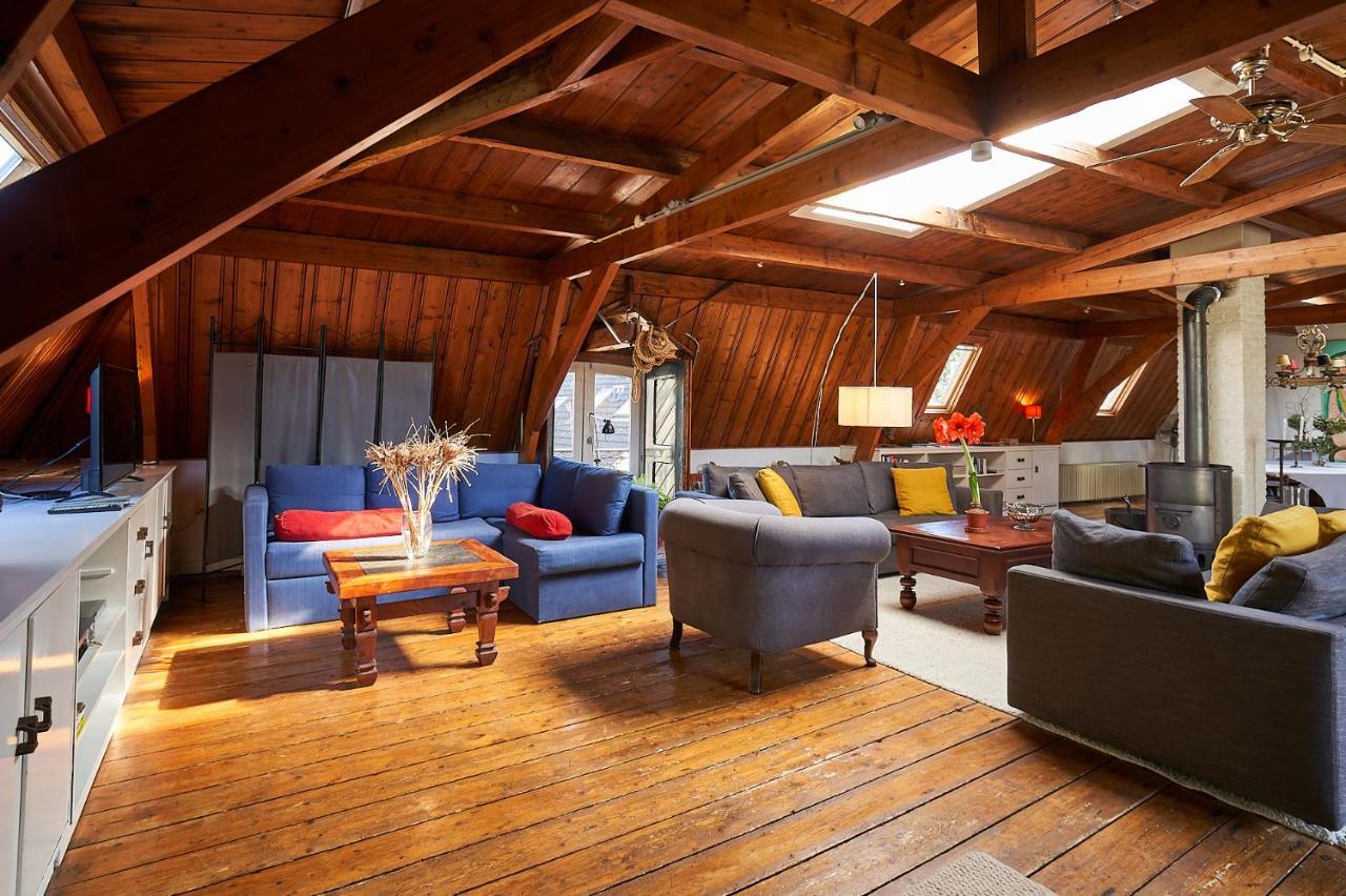 Appartement Met De Leeuwenkoppen *