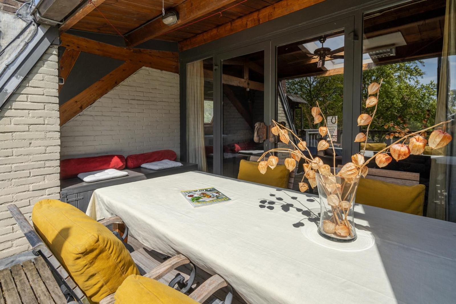 Met De Leeuwenkoppen Appartement Dieren